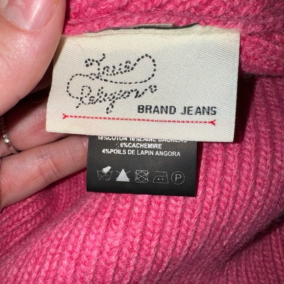 True Religion Beanie - Picture 3 of 5